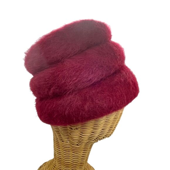 Retro Hat Felted Fur Christine Original Park Ave New York Fur Berry Red 1950s main image 12